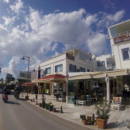 Akkan Hotel Marina Bodrum Buitenkant foto