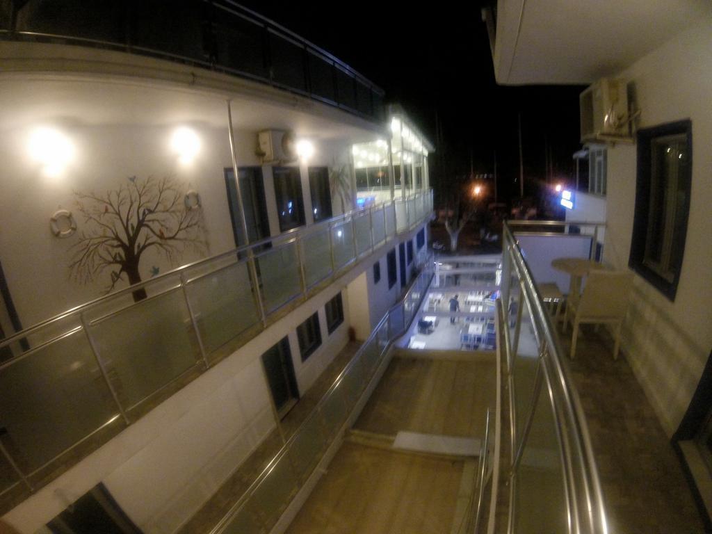 Akkan Hotel Marina Bodrum Buitenkant foto