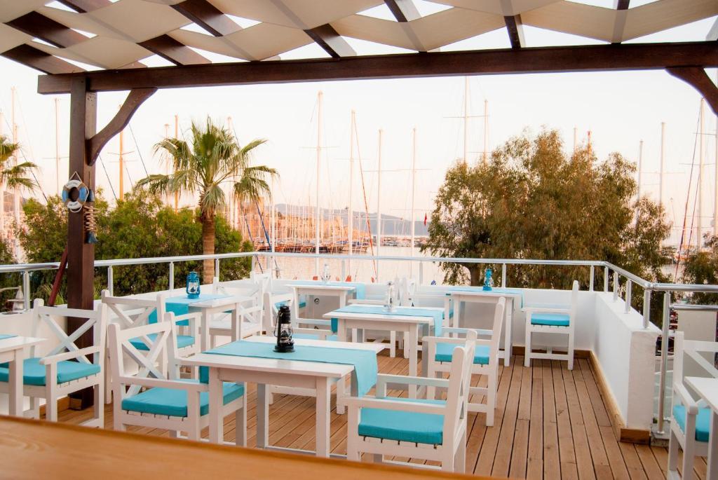 Akkan Hotel Marina Bodrum Buitenkant foto